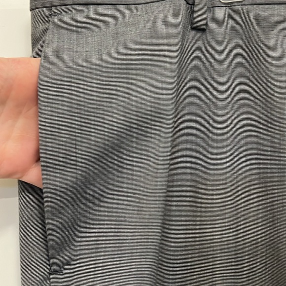 VanHeusen Studio dress pants size 34x34 - Picture 4 of 7